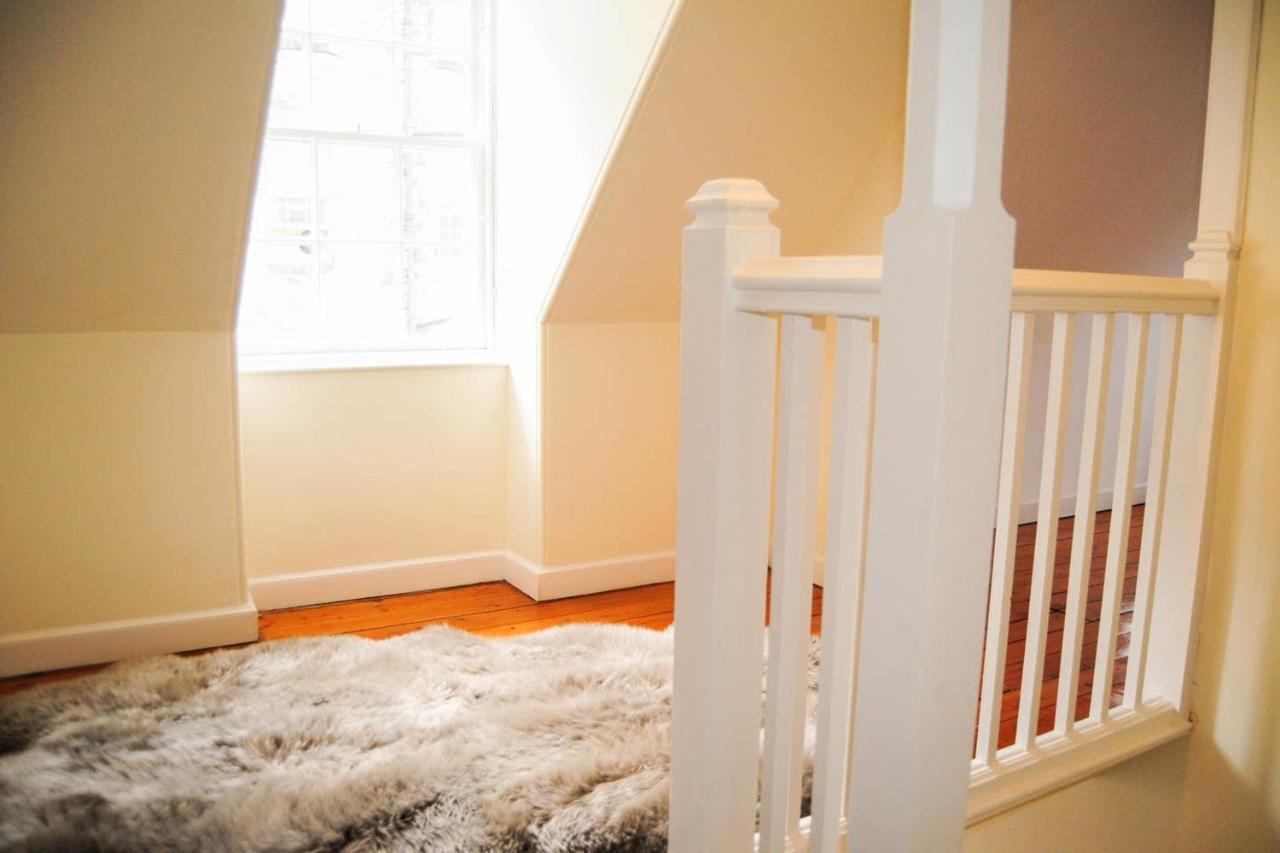 Beautiful Bohemian 2Br Flat In The Cowgate Apartman Edinburgh Kültér fotó